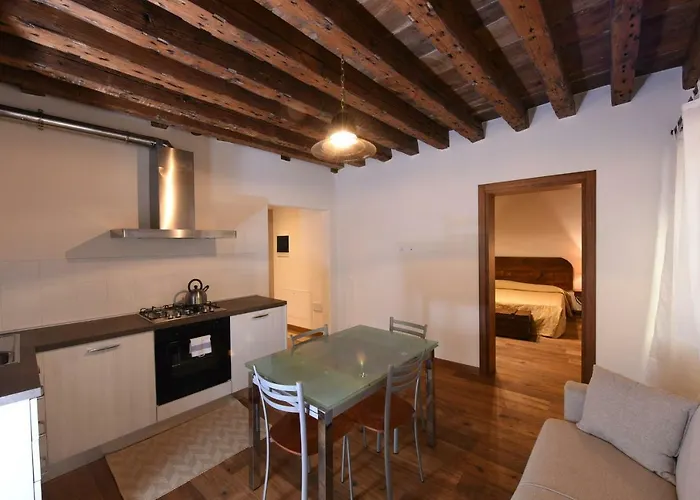 Апартаменты Mercerie E Capitello *