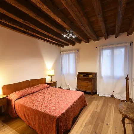 Apartament Mercerie E Capitello