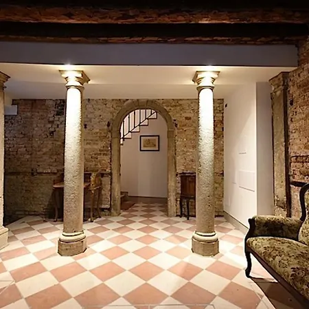 Mercerie E Capitello